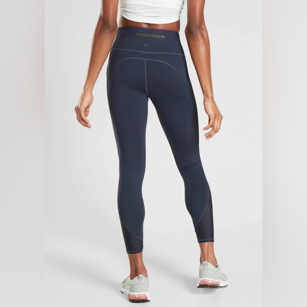 Athleta Lightning 7/8 Tight
